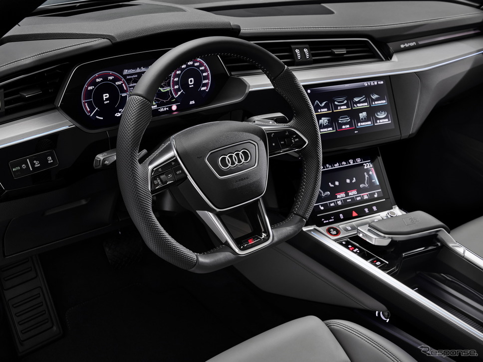アウディ e-tron S スポーツバック《photo by Audi》