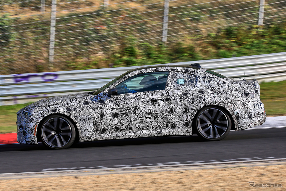 BMW 2シリーズ クーペ 次期型プロトタイプ(スクープ写真)《APOLLO NEWS SERVICE》