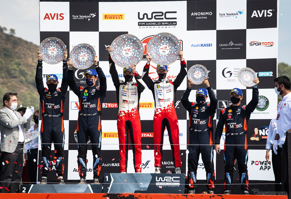 WRC第5戦トルコの表彰式。《写真提供 Red Bull》
