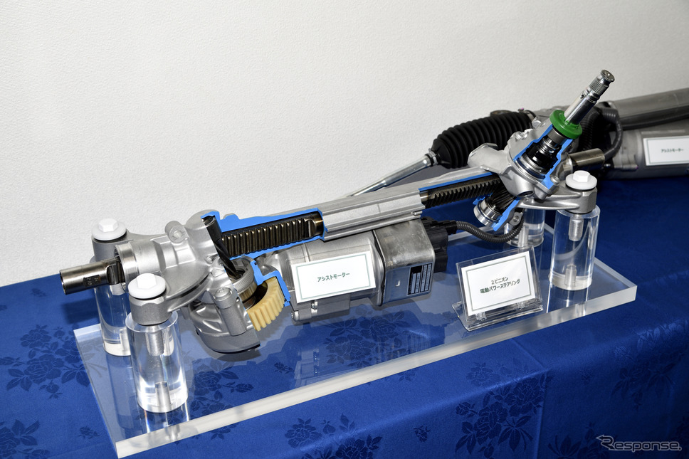 スバル レヴォーグ 新型(プロトタイプ)の電動パワーステアリング《写真撮影 雪岡直樹》