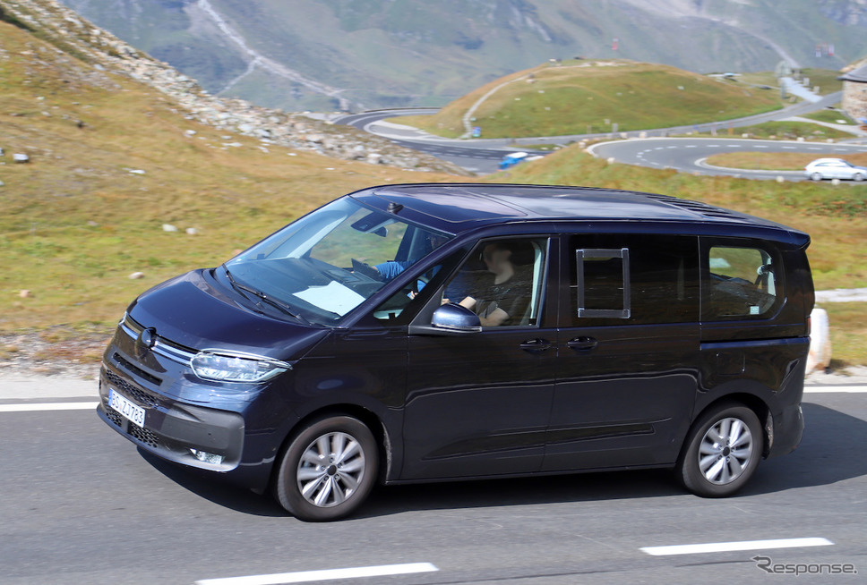 VW T7 PHEVプロトタイプ（スクープ写真）《APOLLO NEWS SERVICE》