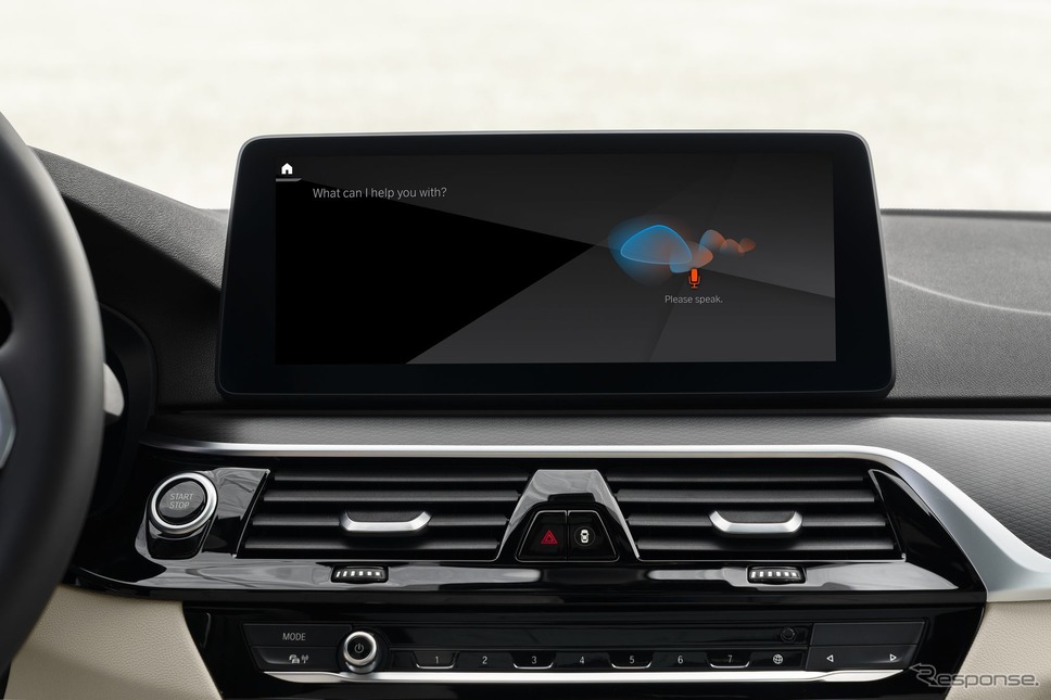 BMW 5シリーズ改良新型の「インテリジェントパーソナルアシスタント」《photo by BMW》