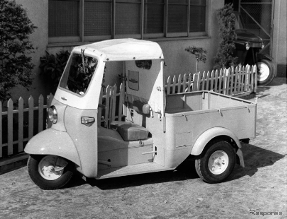 初の軽三輪自動車「ミゼット」（DKA型）《写真提供 ダイハツ工業》
