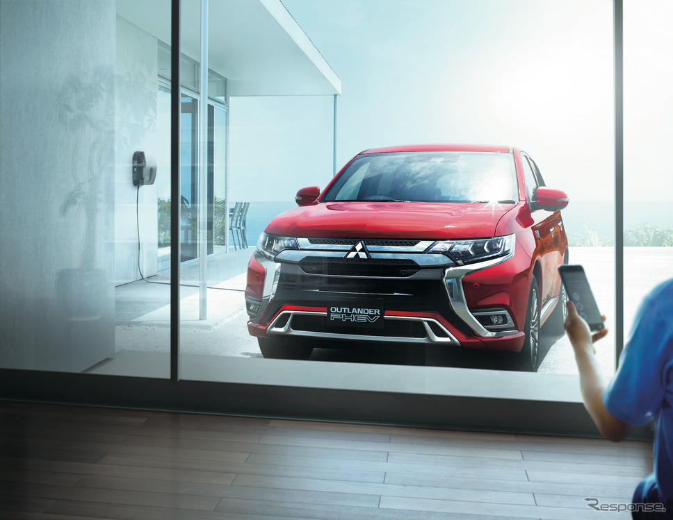 三菱 アウトランダー PHEV《写真提供 三菱自動車》