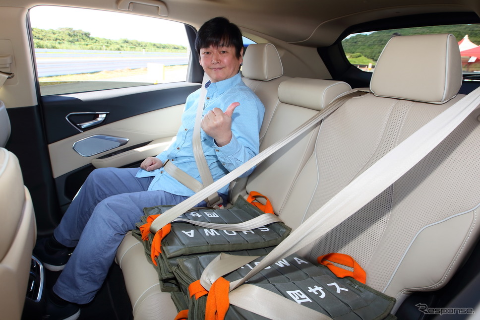 ショーワの技術を体感する丸山誠氏《写真撮影 山内潤也》