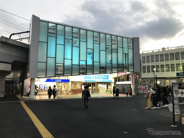 小田急線下北沢駅《写真提供 写真AC》