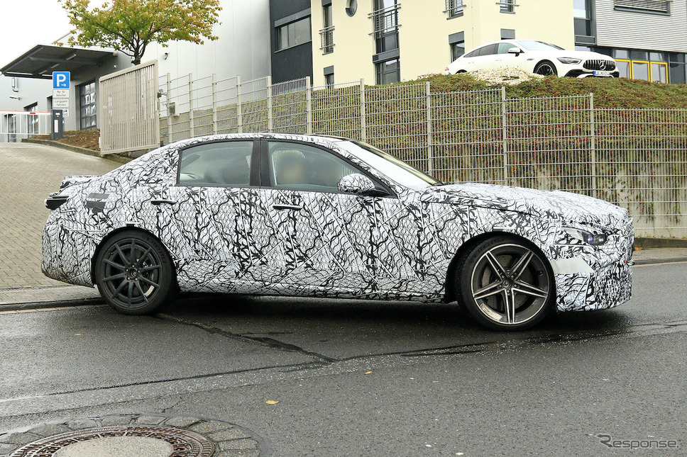 メルセデスAMG C63 次期型プロトタイプ(スクープ写真)《APOLLO NEWS SERVICE》