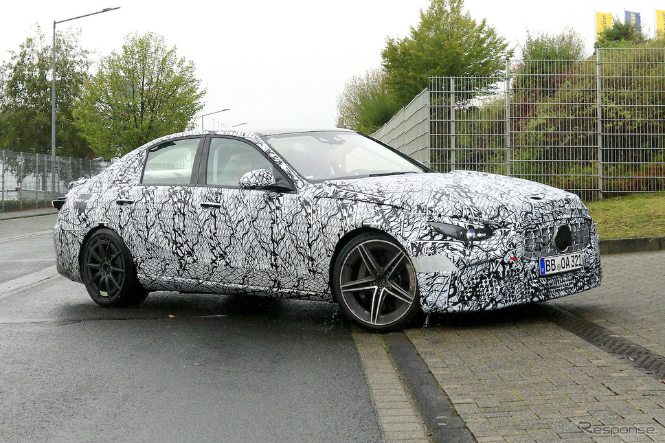 メルセデスAMG C63 次期型プロトタイプ(スクープ写真)《APOLLO NEWS SERVICE》