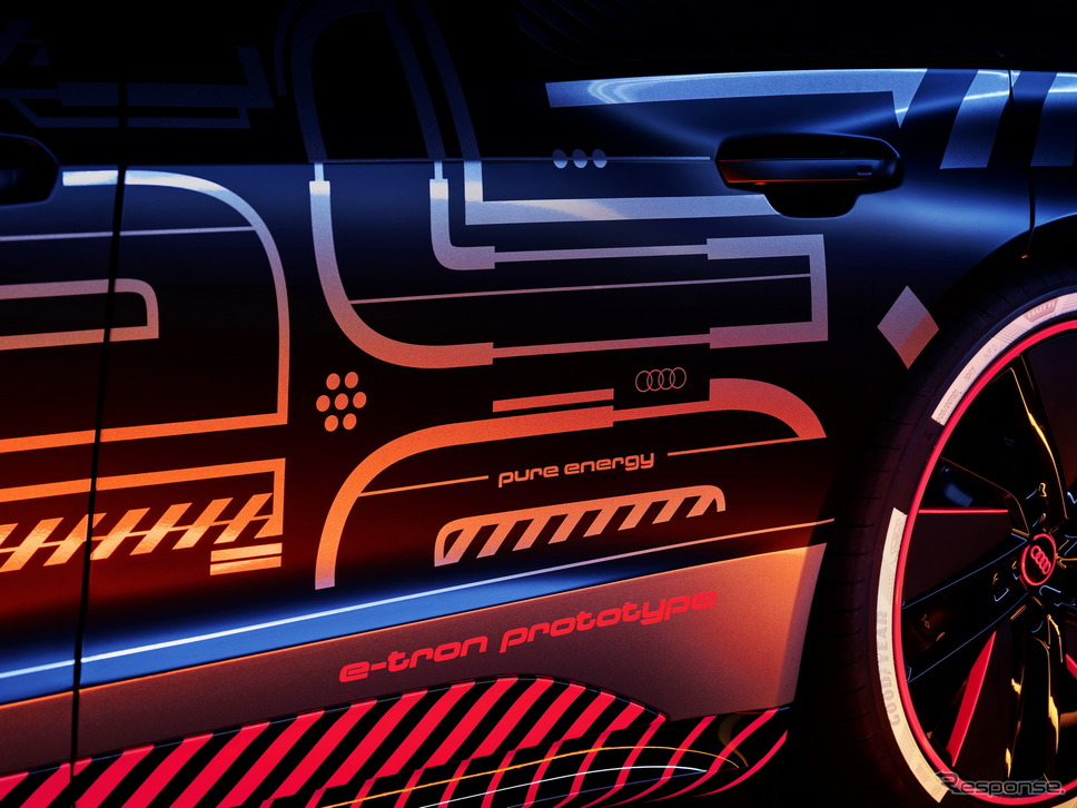 アウディ e-tron GT のプロトタイプ《photo by Audi》