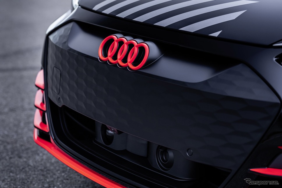 アウディ e-tron GT のプロトタイプ《photo by Audi》