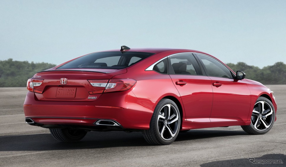ホンダ・アコード・ハイブリッド の2021年モデル(米国仕様)《photo by Honda》