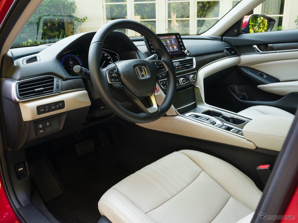 ホンダ・アコード・ハイブリッド の2021年モデル(米国仕様)《photo by Honda》