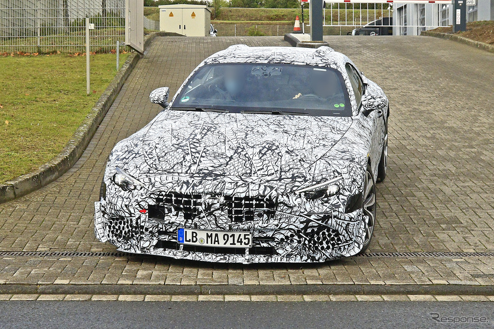 メルセデスAMG SL63 次期型プロトタイプ(スクープ写真)《APOLLO NEWS SERVICE》