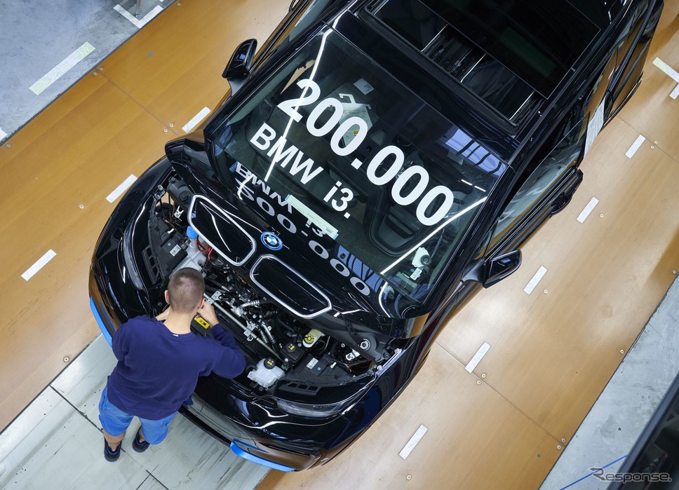 BMW i3 の20万台目がドイツ・ライプツィヒ工場からラインオフ《photo by BMW》