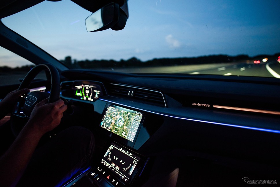 アウディ e-tron シリーズの「ルートプランナー」のイメージ《photo by Audi》