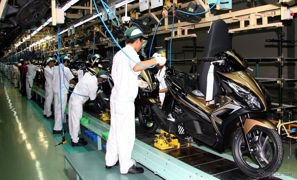 ホンダベトナム 二輪車生産の様子（2016年）《写真提供 本田技研工業》