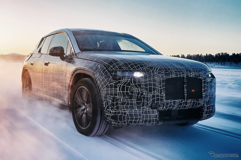 BMW iNEXT の開発プロトタイプ《photo by BMW》