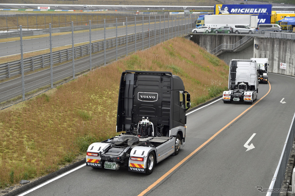 SUPER GT第7戦 ツインリンクもてぎ搬入の様子《撮影 雪岡直樹》