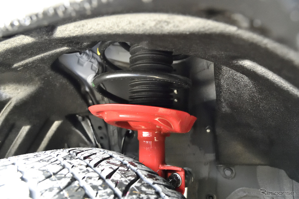 トヨタ RAV4 アドベンチャー“オフロードパッケージ”《写真撮影 雪岡直樹》