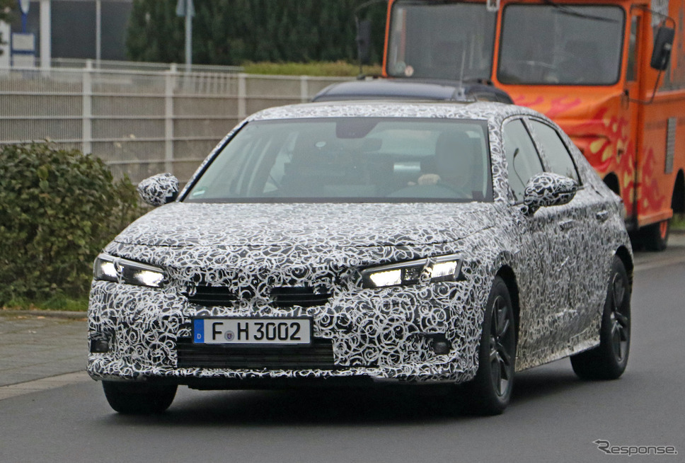 ホンダ シビックセダン 次期型プロトタイプ(スクープ写真)《APOLLO NEWS SERVICE》