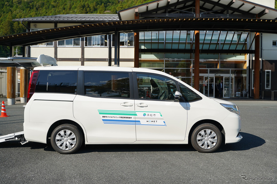 春野医療MaaSプロジェクトで使用する移動診療車《写真撮影 坂本貴史》