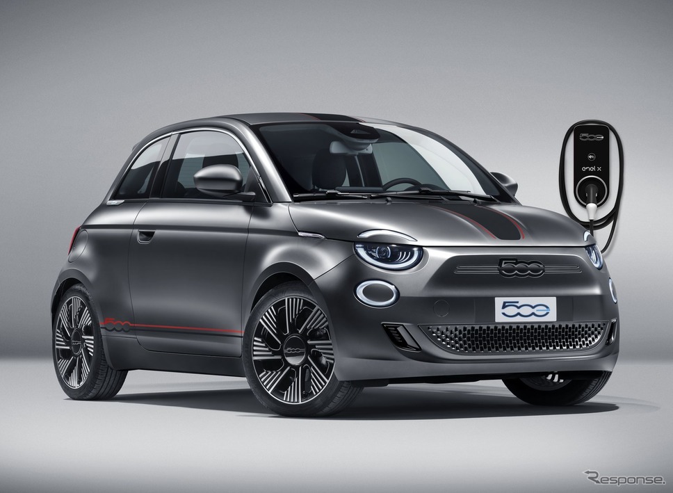 フィアット 500 新型の純正カスタマイズパーツ「MOPAR」装着車《photo by Fiat》
