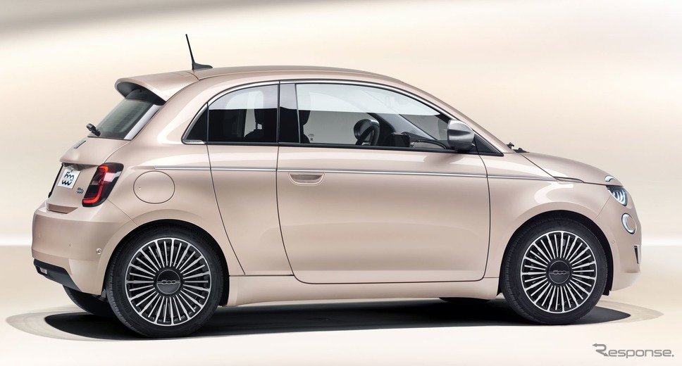 フィアット 500 新型の純正カスタマイズパーツ「MOPAR」装着車《photo by Fiat》