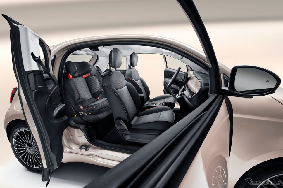 フィアット 500 新型の純正カスタマイズパーツ「MOPAR」装着車《photo by Fiat》
