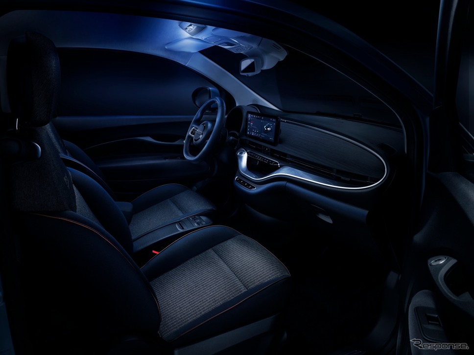 フィアット 500 新型の純正カスタマイズパーツ「MOPAR」装着車《photo by Fiat》