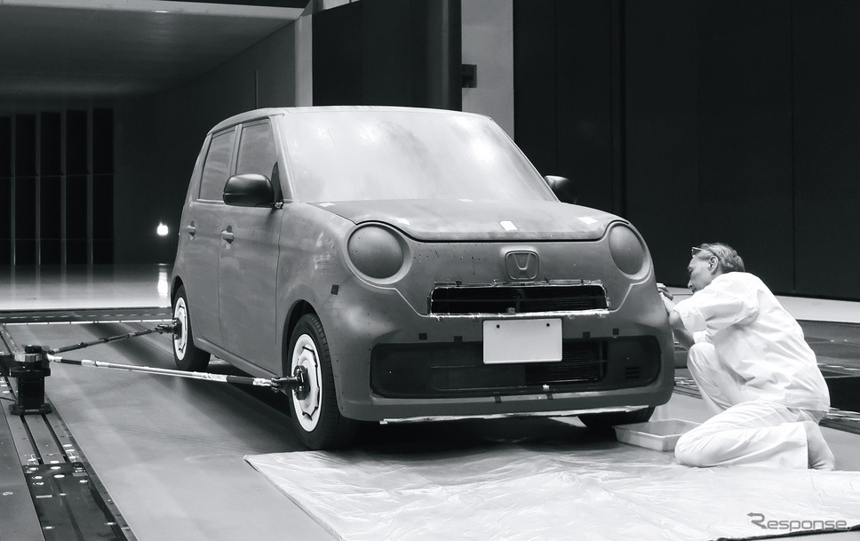 ホンダ N-ONE 新型 クレイモデル製作イメージ《写真提供 ホンダ》