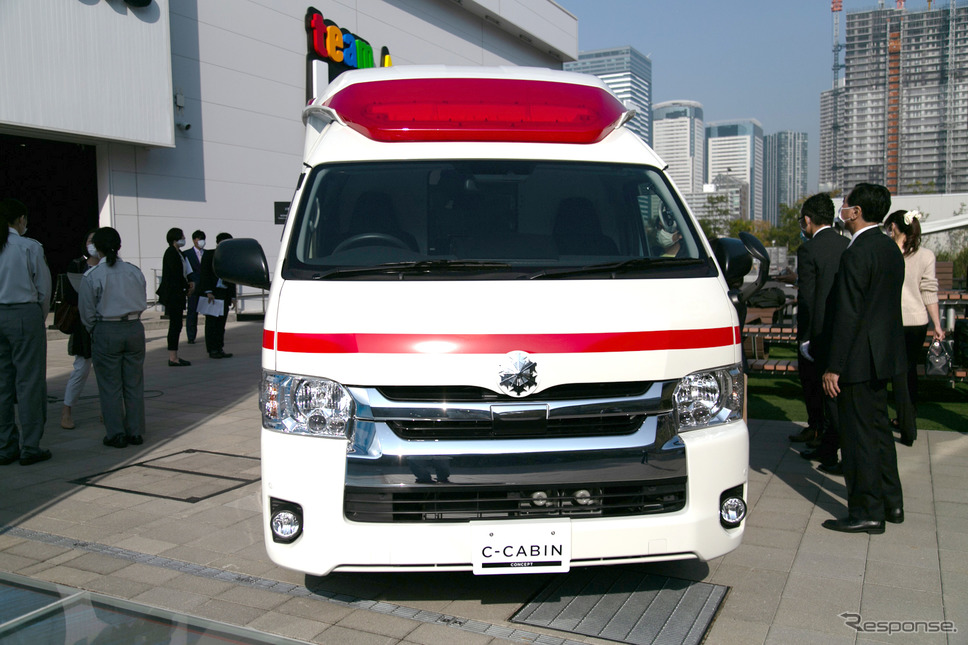 ベルリングC-CABIN救急車《写真撮影 二城利月》