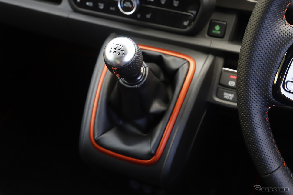ホンダ N-ONE 新型「RS」の6MT《写真撮影 内田俊一》