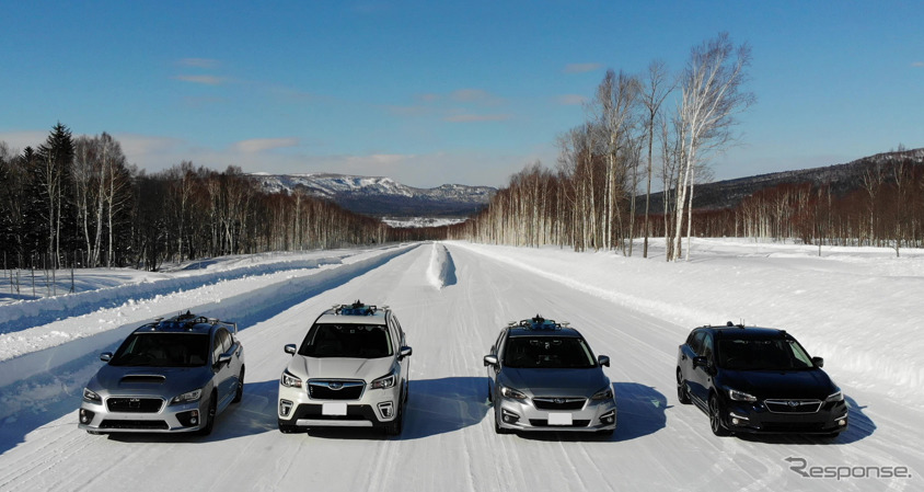 合流試験に使用した5GおよびC-V2Xシステムを搭載した自動運転実験車両と美深試験場テストコース、実験車両は左からWRX S4、フォレスター、インプレッサSPORT(2台)《写真提供 SUBARU》