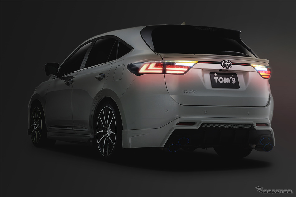 トムス LEDテールランプ・シーケンシャル(ハリア用)《写真提供 トムス》