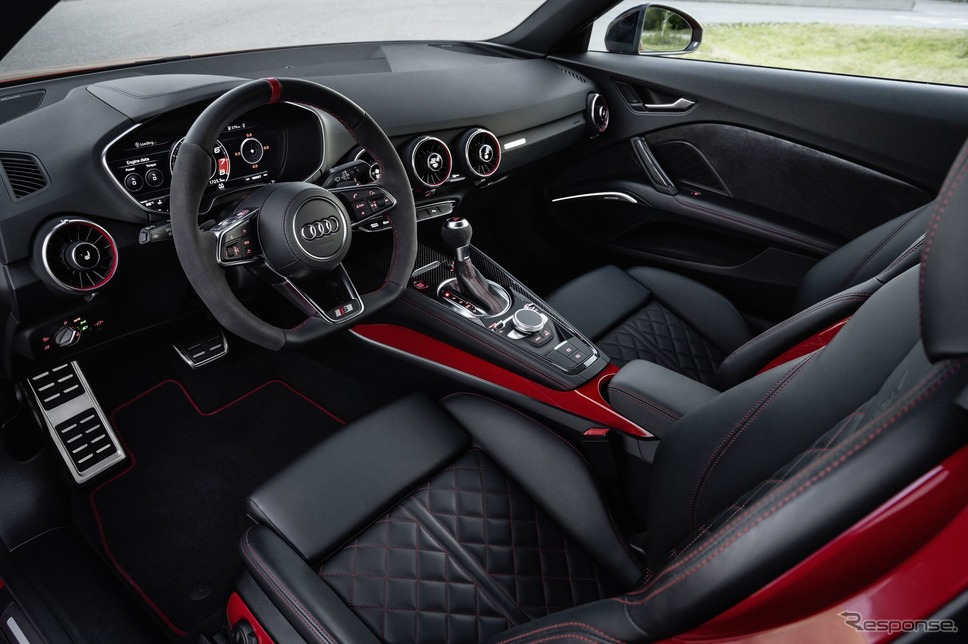アウディ TT S コンペティションプラス《photo by Audi》