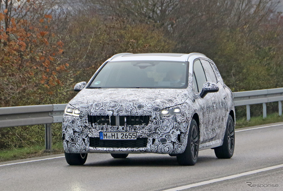 BMW 2シリーズ アクティブツアラー 次期型プロトタイプ(スクープ写真)《APOLLO NEWS SERVICE》