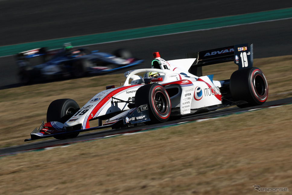 3位の#19 関口雄飛(ITOCHU ENEX TEAM IMPUL)《写真撮影 竹内英士》