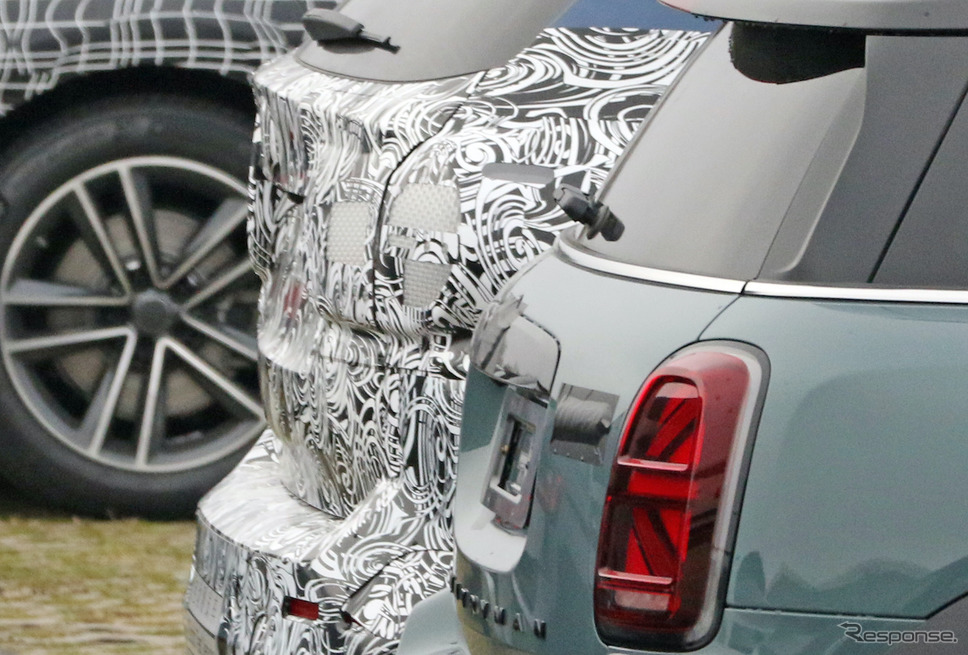 BMW iX3 改良新型プロトタイプ(スクープ写真)《APOLLO NEWS SERVICE》