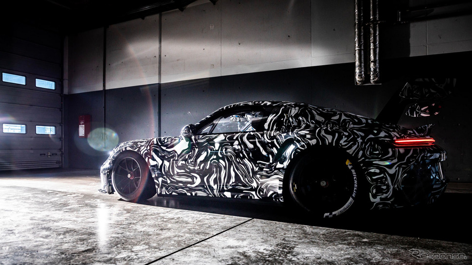 ポルシェ 911 GT3 カップ 新型のプロトタイプ《photo by Porsche》