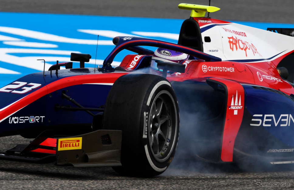 F2 第11戦の佐藤万璃音(バーレーン、11月28日)《Photo by Rudy Carezzevoli/Getty Images Sport/ゲッティイメージズ》