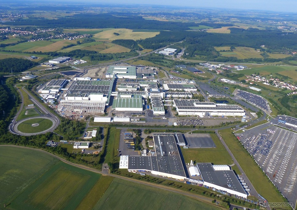 スマートのEVを生産しているフランスのハンバッハ工場《photo by Mercedes-Benz》