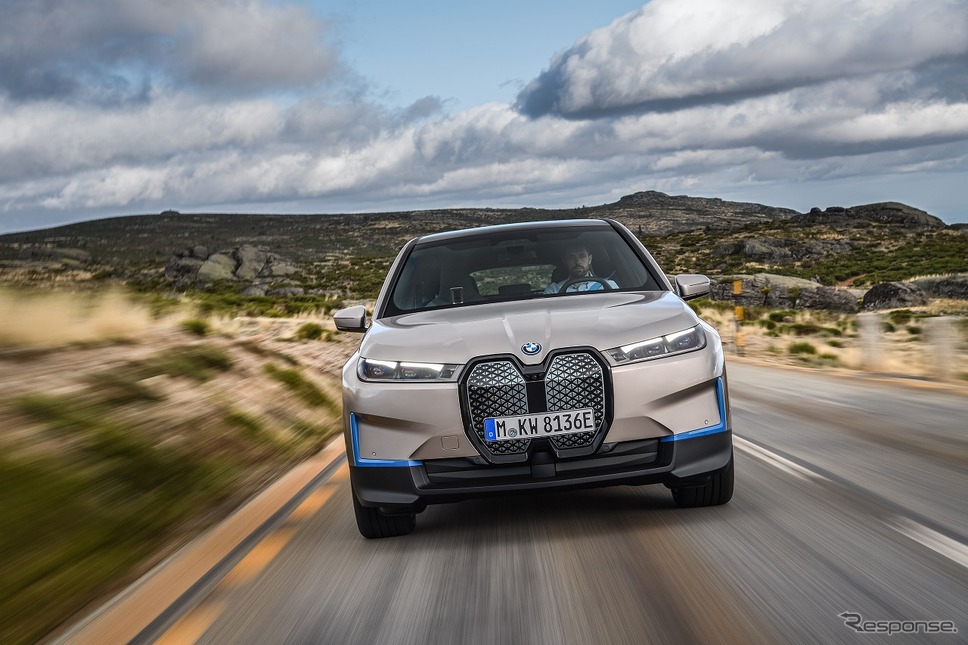 BMW iX《写真提供 ビー・エム・ダブリュー》