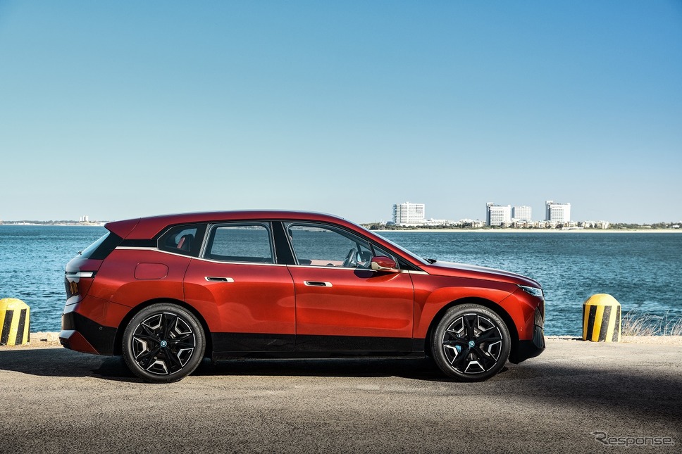 BMW iX《写真提供 ビー・エム・ダブリュー》