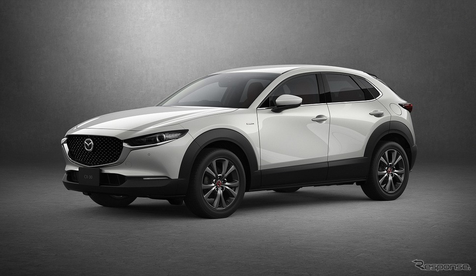 CX-30 100周年特別記念車（国内仕様）《写真提供 マツダ》