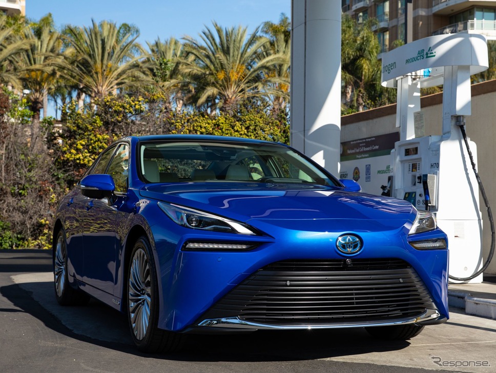トヨタ・ミライ 新型（米国仕様）《photo by Toyota》