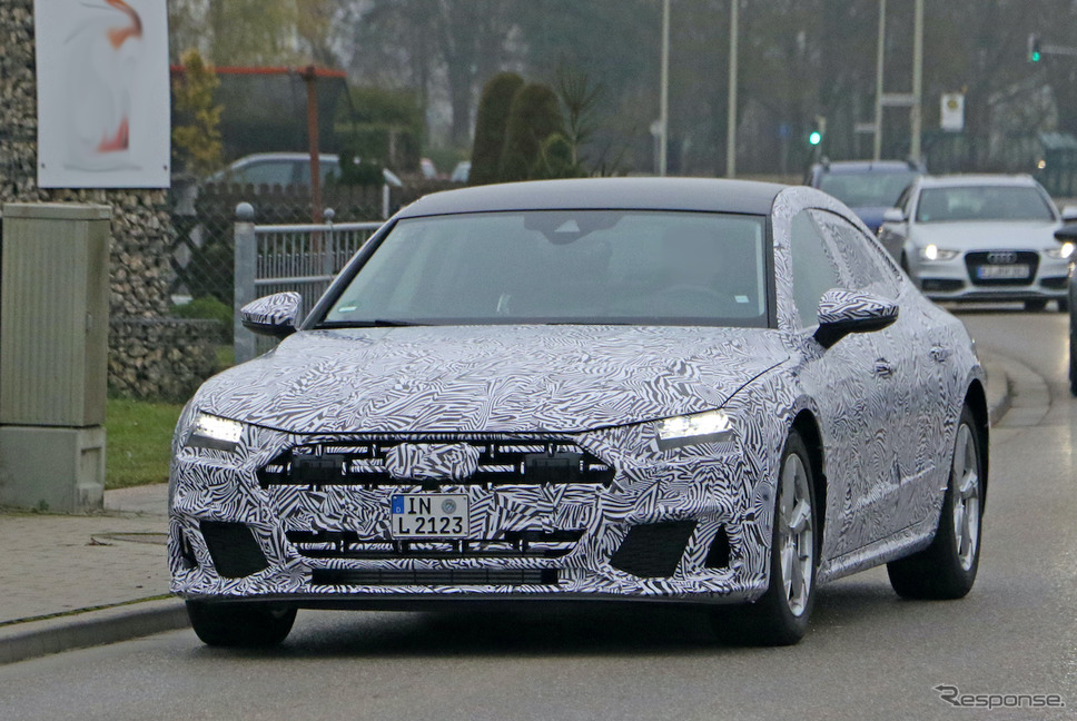 アウディ A7L プロトタイプ(スクープ写真)《APOLLO NEWS SERVICE》