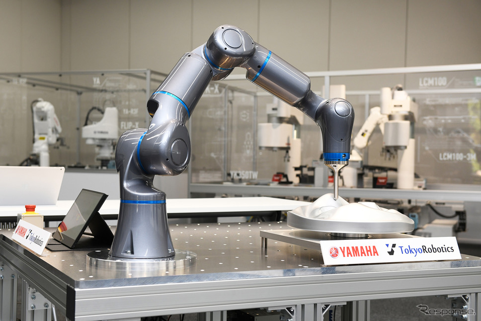 ヤマハ発動機が開発した「協働ロボット」の試作機《写真提供 ヤマハ発動機》