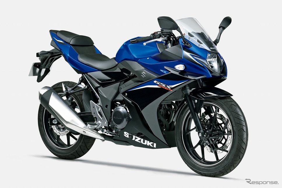 スズキ GSX250R ABS(クリスタルブルーメタリック/パールネブラーブラック)《写真提供 スズキ》