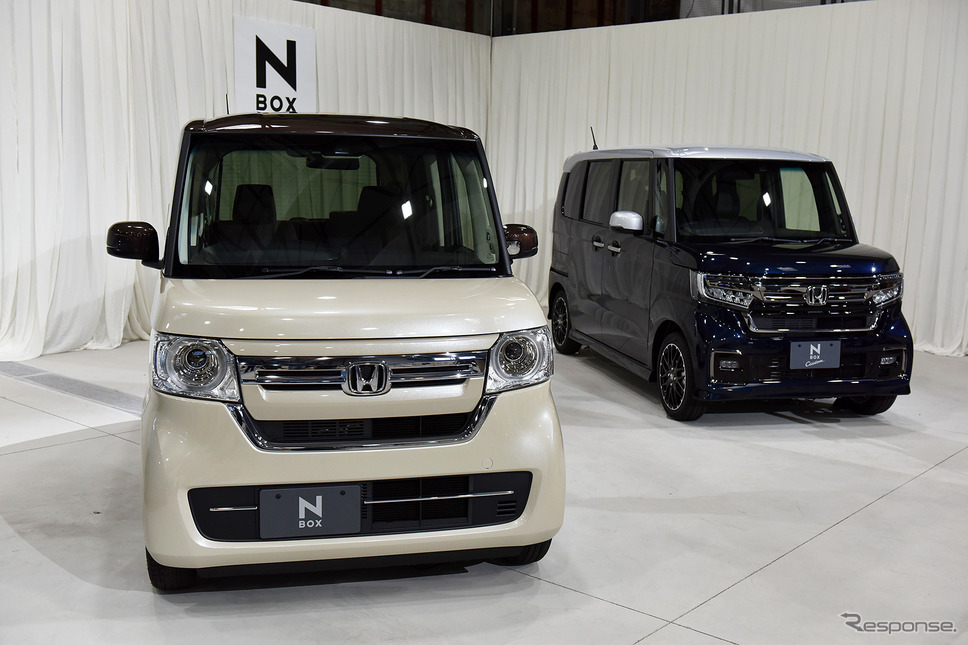 ホンダ N-BOX と N-BOX カスタム(改良新型)《写真撮影 中野英幸》