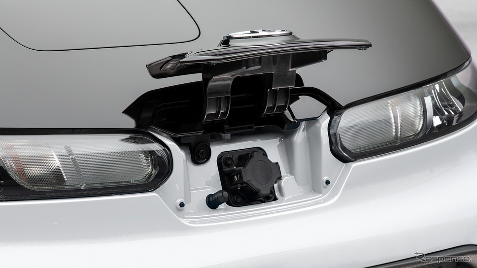 トヨタ C+pod 充電ポート《写真提供 トヨタ自動車》